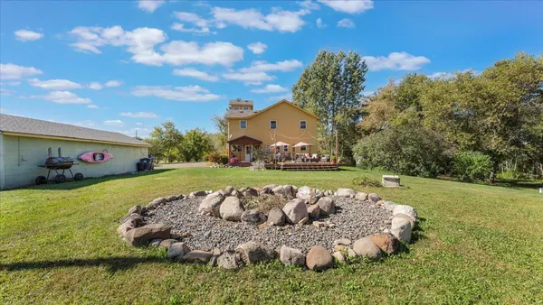 $750,000 | 19334 105th Avenue, Milaca, MN 56353