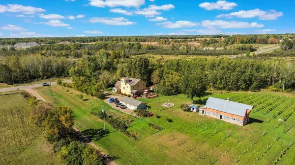 $750,000 | 19334 105th Avenue, Milaca, MN 56353