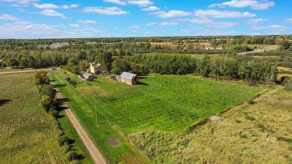 $750,000 | 19334 105th Avenue, Milaca, MN 56353