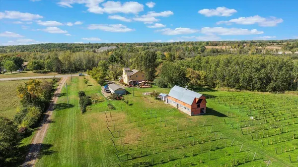 $750,000 | 19334 105th Avenue, Milaca, MN 56353