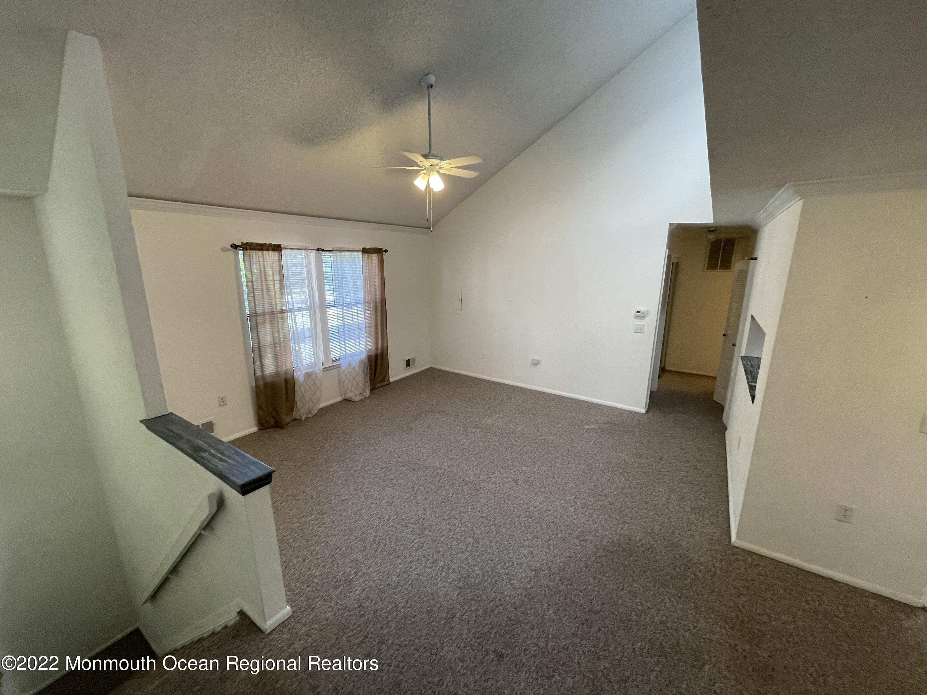 43 Snapdragon Court Jackson, NJ 08527 - Photo 15 of 20 9D1B7D4B-2DCE-4B1D-91A4-2908E0A419D5