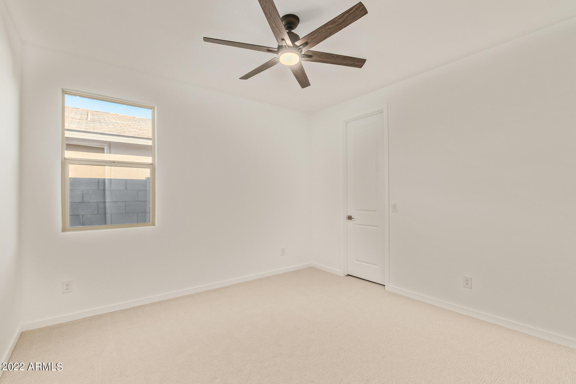 37082 North Rhinelander Drive San Tan Valley, AZ 85140 - Photo 32 of 41 Bed 4