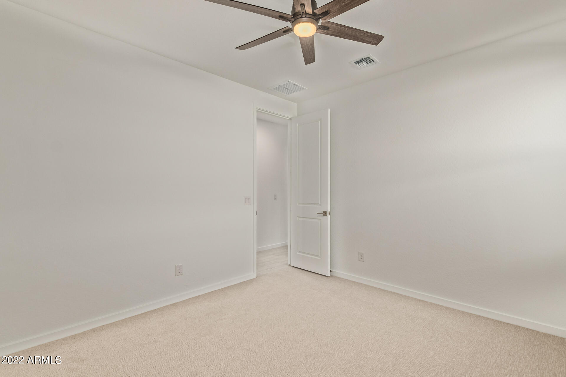 37082 North Rhinelander Drive San Tan Valley, AZ 85140 - Photo 33 of 41 Bed 4