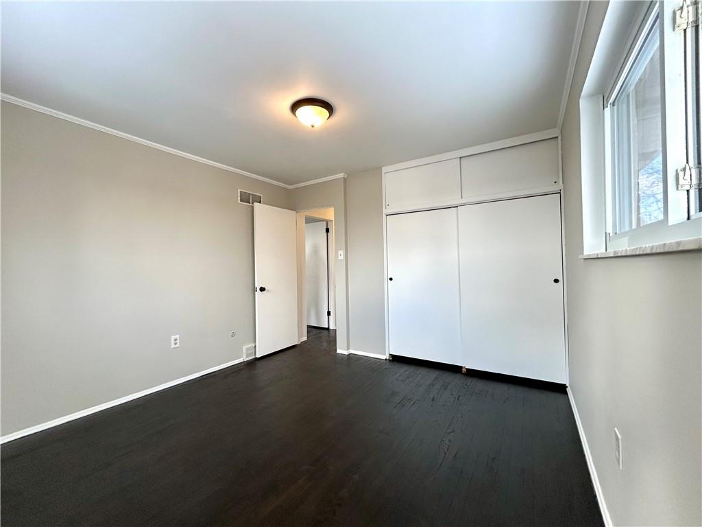 583 Cumberland Road Pittsburgh, PA 15237 - Photo 19 of 25 Large closet
