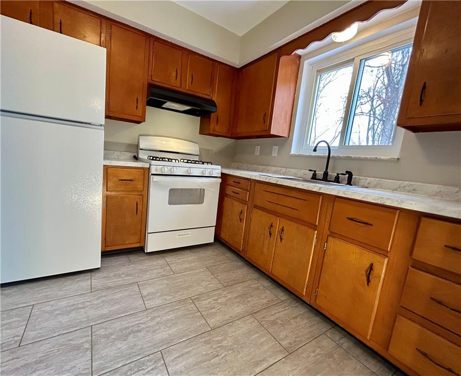583 Cumberland Road Pittsburgh, PA 15237 - Photo 4 of 25 New Appliances