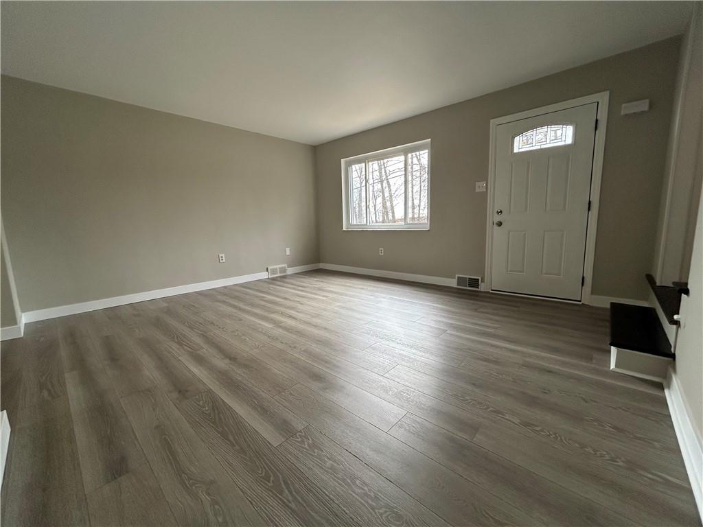 583 Cumberland Road Pittsburgh, PA 15237 - Photo 9 of 25 Gallery Image 9