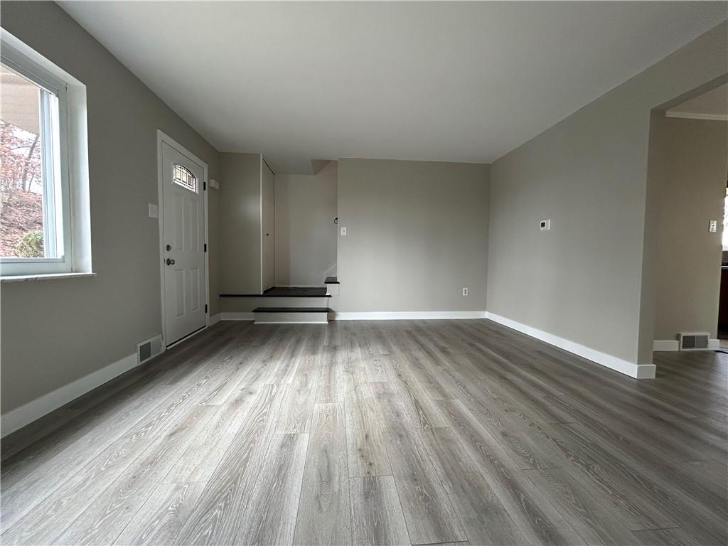 583 Cumberland Road Pittsburgh, PA 15237 - Photo 10 of 25 Gallery Image 10