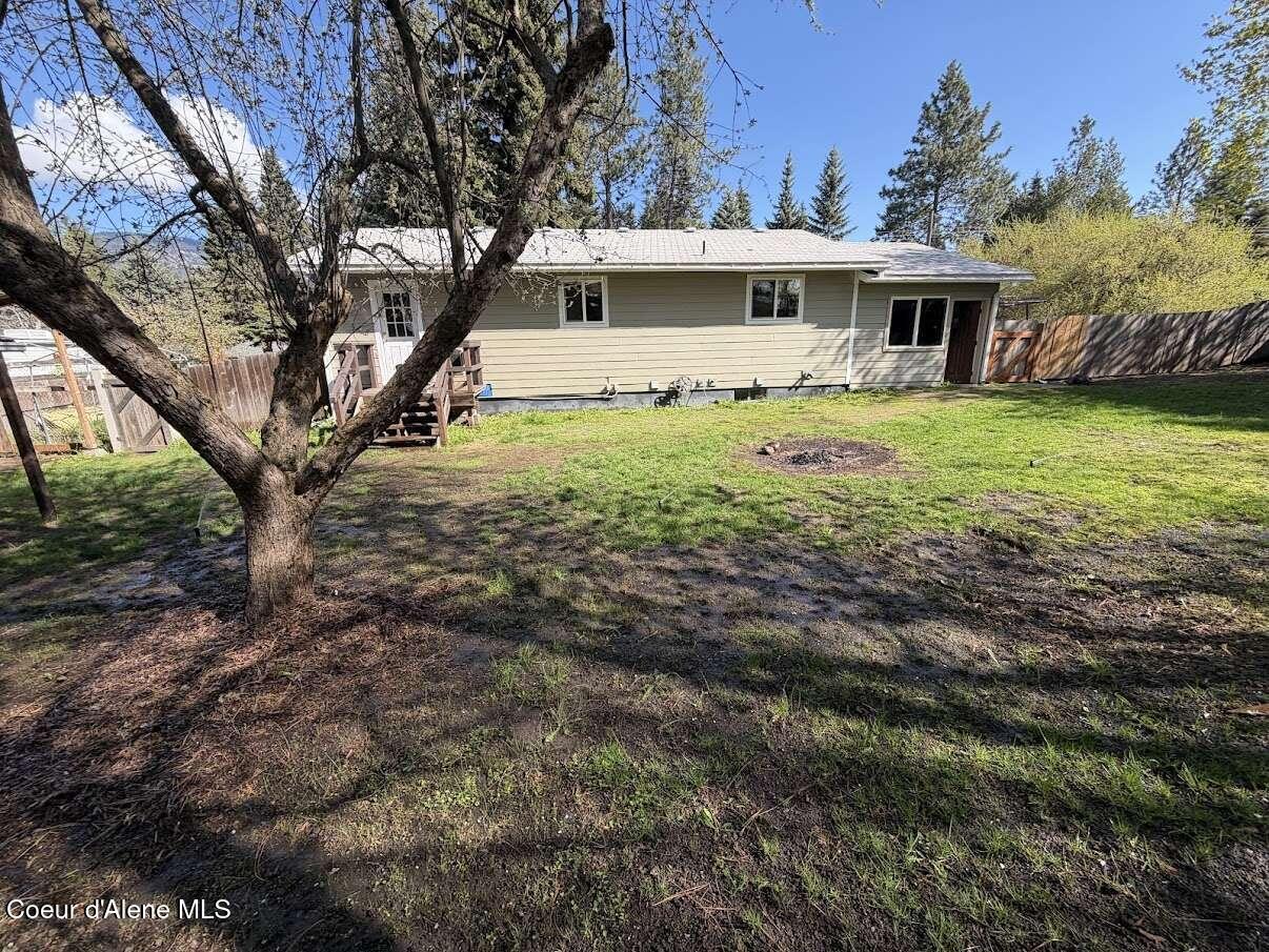 7526 West Pine Street Rathdrum, ID 83858 - Photo 1 of 42 Mcknight.39