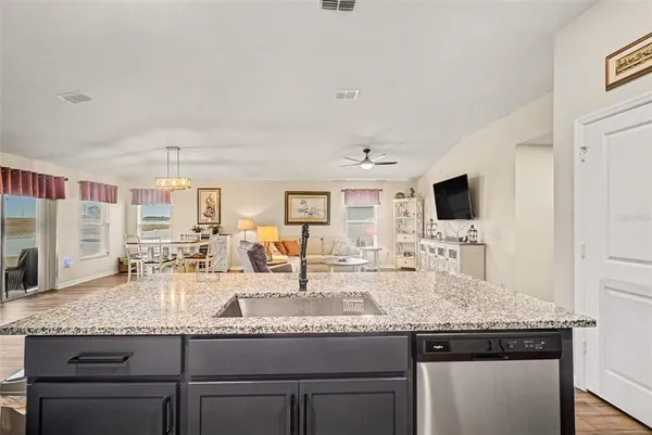 $365,000 | 2449 Begonia Street, Mascotte, FL 34753