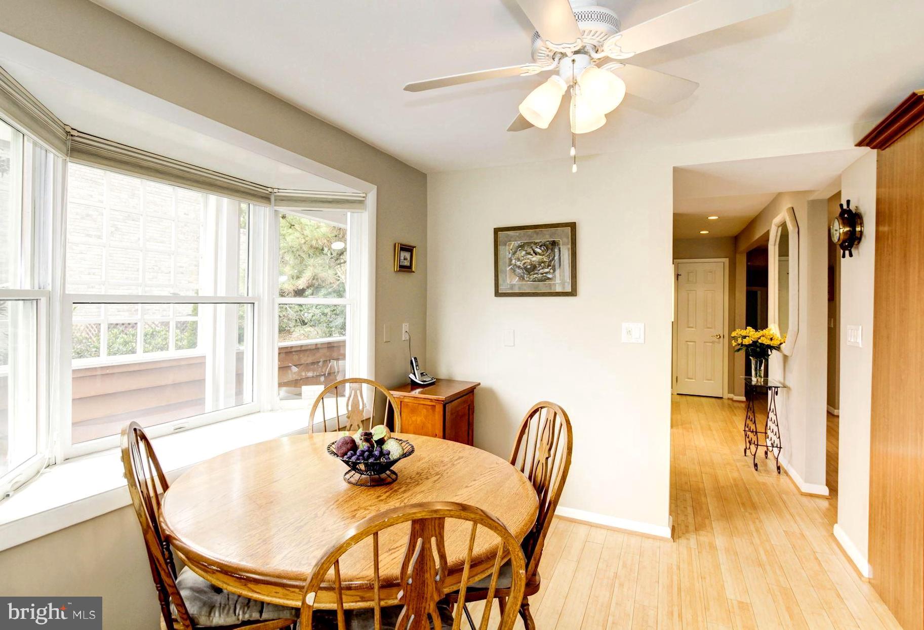 673 Red Cedar Road Annapolis, MD 21409 - Photo 13 of 46 Casual Dining Area in Sunny Window Bay