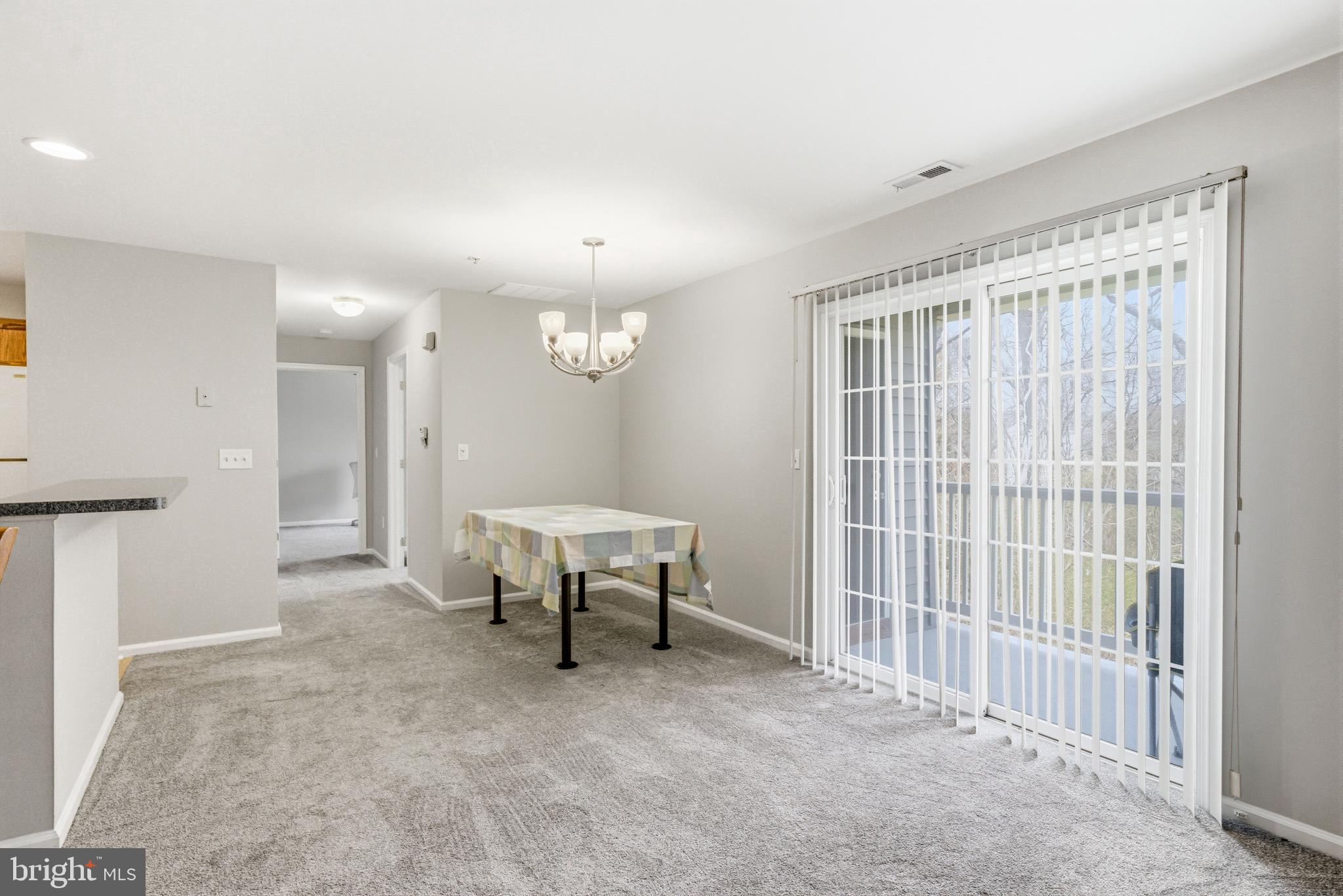 155 Natalie Road Delran, NJ 08075 - Photo 11 of 33 Dining Room