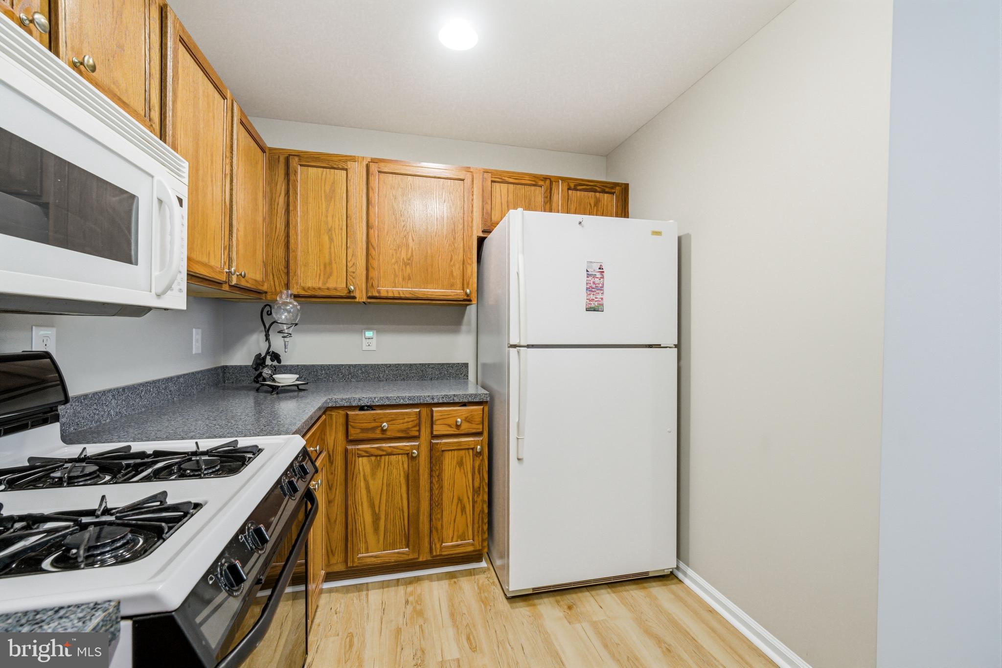 155 Natalie Road Delran, NJ 08075 - Photo 17 of 33 Kitchen