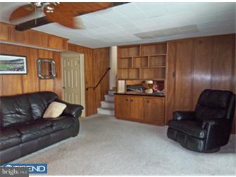 1032 Hoven Road Philadelphia, PA 19115 - Photo 6 of 12 Gallery Image 6