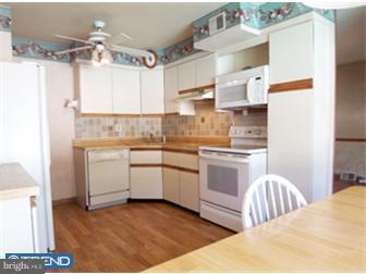 1032 Hoven Road Philadelphia, PA 19115 - Photo 8 of 12 Gallery Image 8