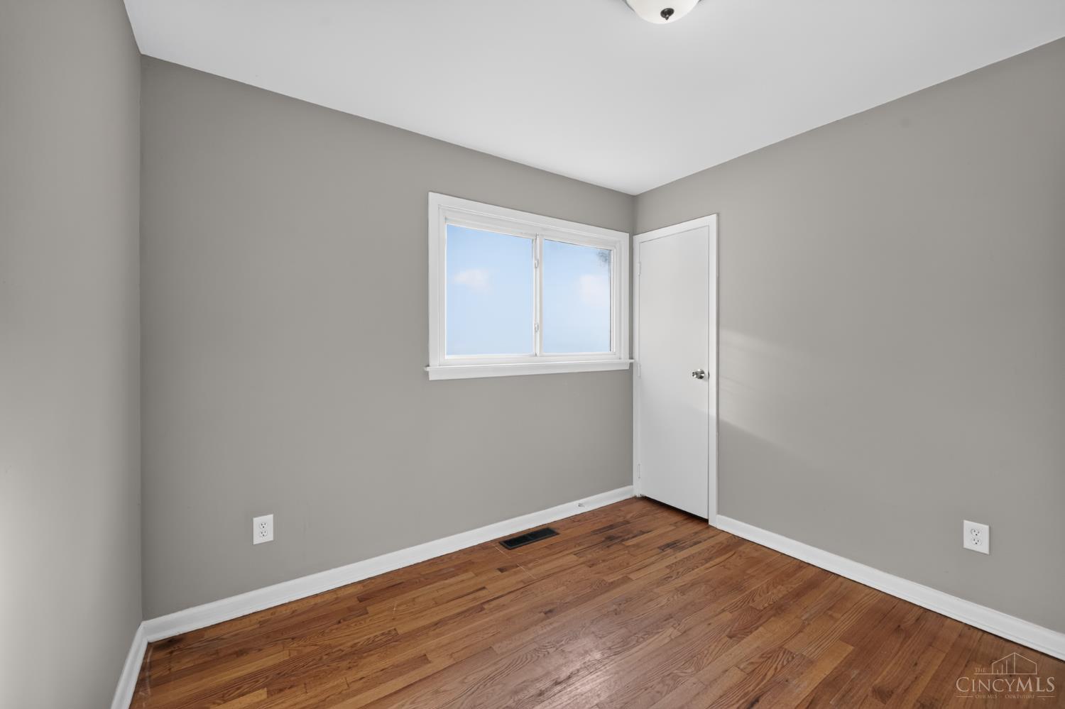 2015 Windmill Way Cincinnati, OH 45240 - Photo 26 of 32