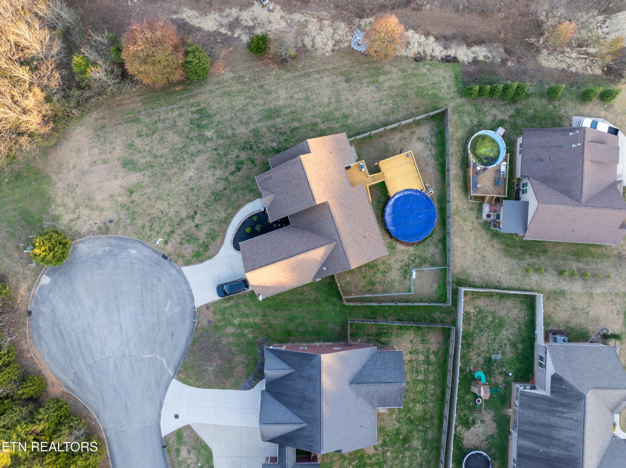 5524 Shadow Branch Lane Corryton, TN 37721 - Photo 7 of 52