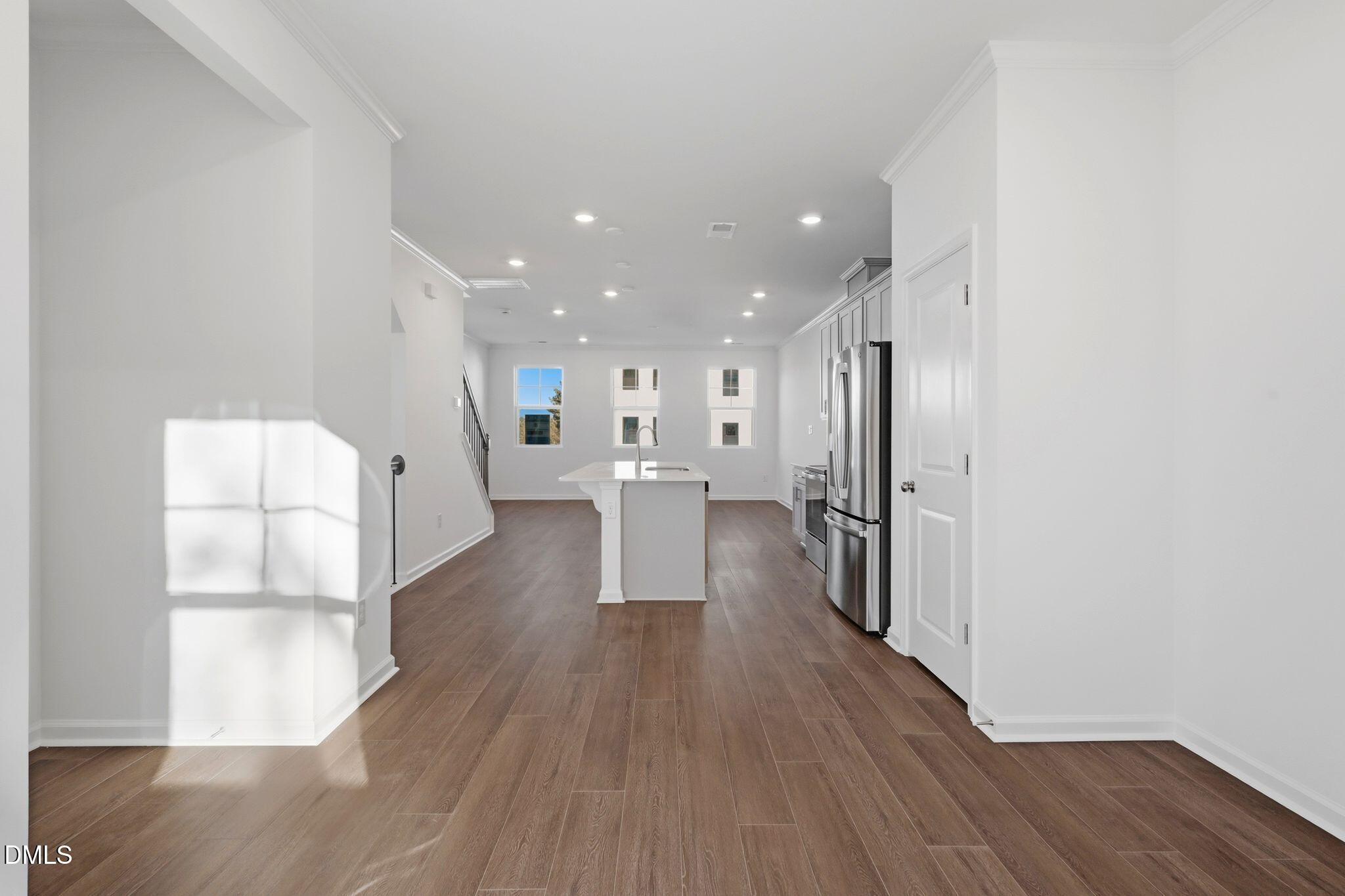 3600 Elm Grv Lane Raleigh, NC 27604 - Photo 12 of 33 SUN_ElmGrove_Pic_Wyatt_QMI_31_Kitchen_6o