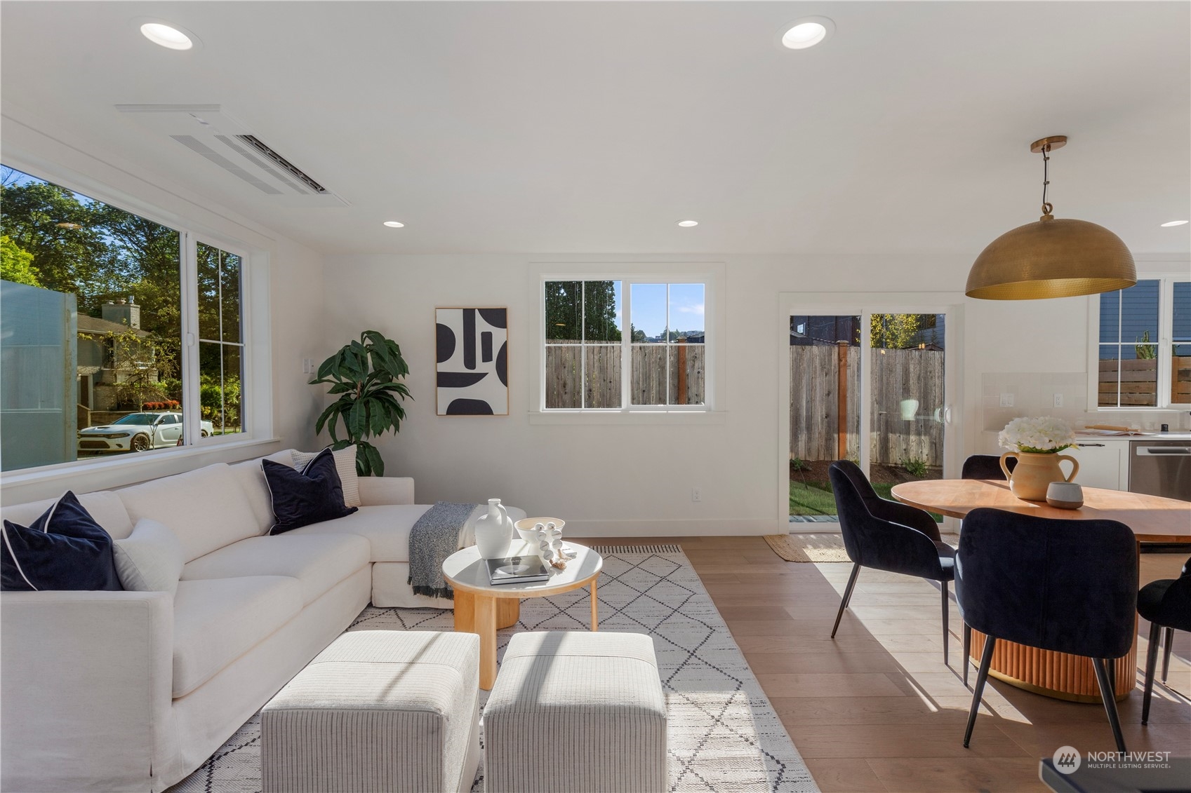 3014 East Howell Street Seattle, WA 98122 - Photo 3 of 39 a living room with furniture and a table