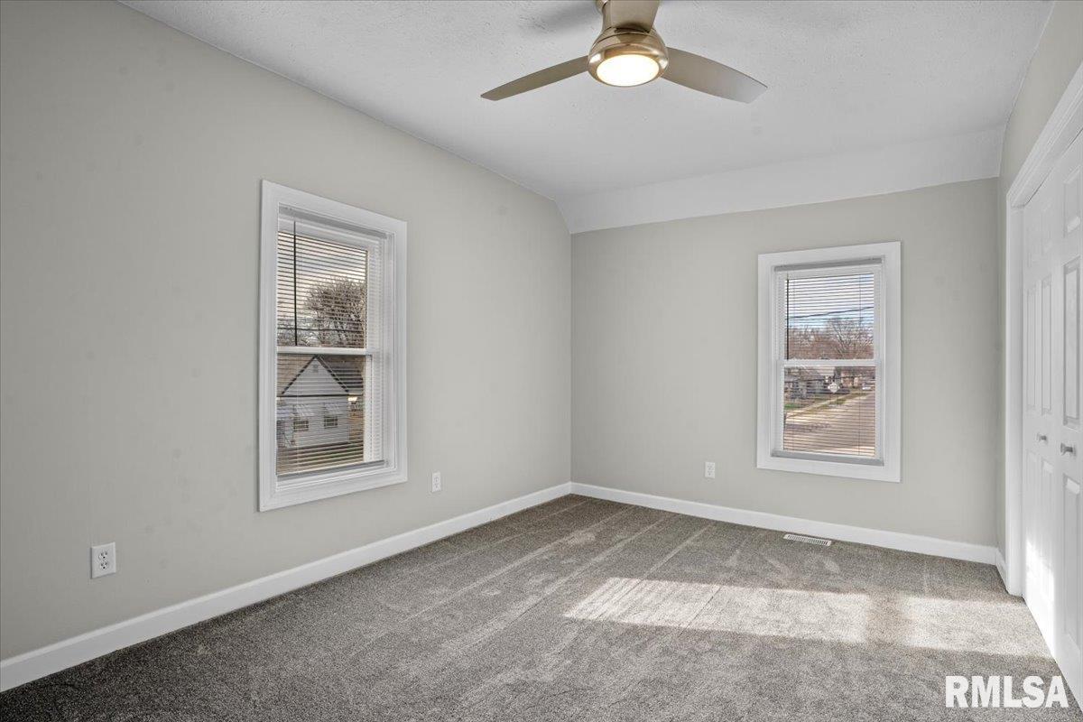1722 North Peoria Road Springfield, IL 62702 - Photo 15 of 27