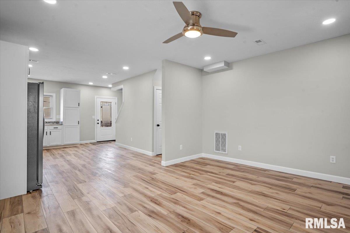 1722 North Peoria Road Springfield, IL 62702 - Photo 5 of 27