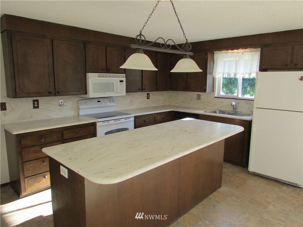 430 Spiketon Road Buckley, WA 98321 - Photo 3 of 14 Gallery Image 3