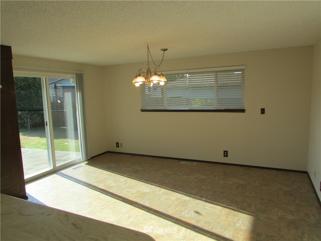 430 Spiketon Road Buckley, WA 98321 - Photo 5 of 14 Gallery Image 5
