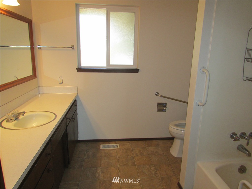 430 Spiketon Road Buckley, WA 98321 - Photo 6 of 14 Gallery Image 6
