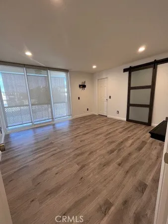 $3,349 | 22041 Costanso Street, Unit 103, Woodland Hills, CA 91364