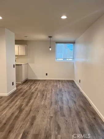 $3,349 | 22041 Costanso Street, Unit 103, Woodland Hills, CA 91364