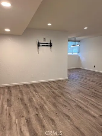 $3,349 | 22041 Costanso Street, Unit 103, Woodland Hills, CA 91364