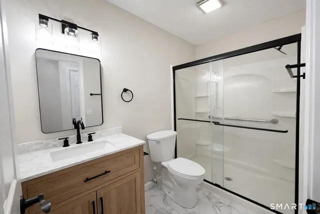 $304,500 | 9 Chasse Drive, Unit 9, East Windsor, CT 06088