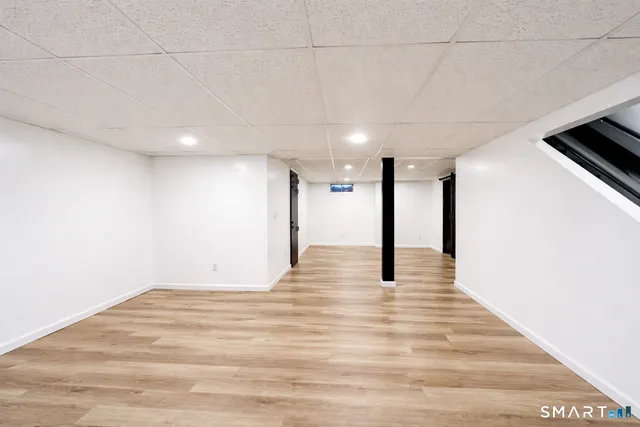 $304,500 | 9 Chasse Drive, Unit 9, East Windsor, CT 06088