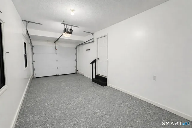 $304,500 | 9 Chasse Drive, Unit 9, East Windsor, CT 06088