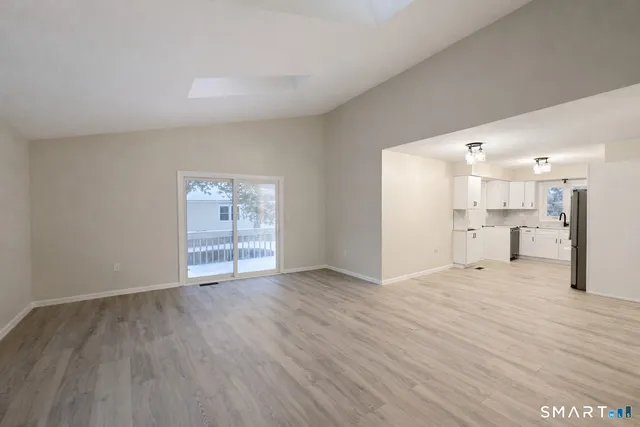 $304,500 | 9 Chasse Drive, Unit 9, East Windsor, CT 06088