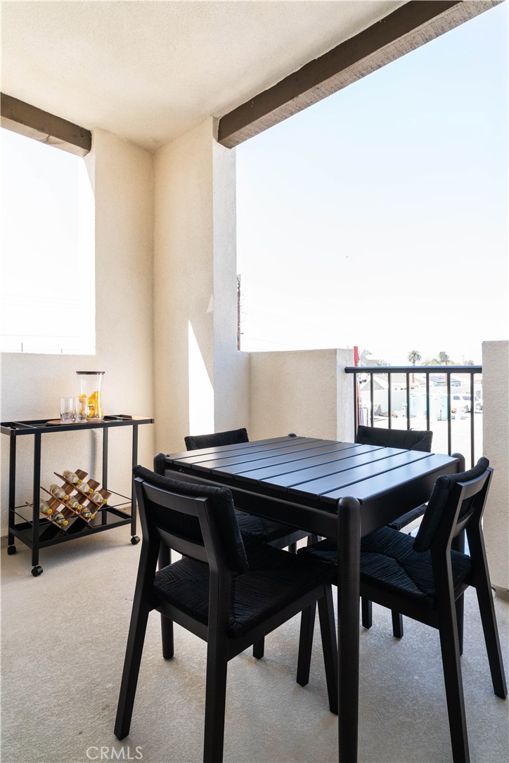 1902 West Sycamore Drive Compton, CA 90220 - Photo 8 of 15 a view of a dining room with furniture
