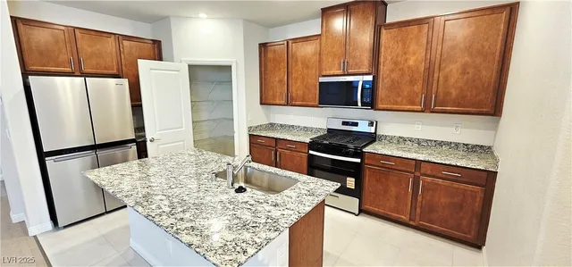 $2,550 | 2755 Tricase Street, Henderson, NV 89044