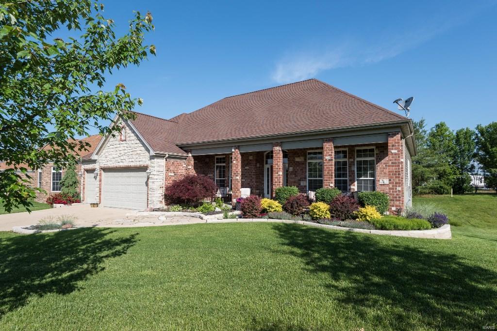 723 Castle Tower Drive Ballwin, MO 63021 - Photo 2 of 40