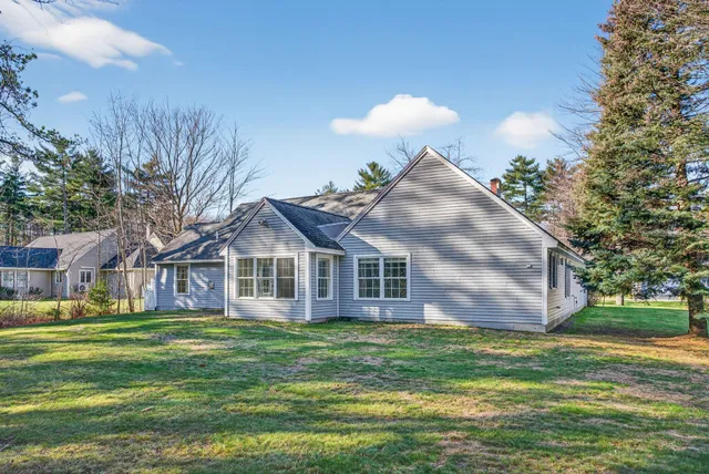 $750,000 | 9 Coralburst Lane, Scarborough, ME 04074
