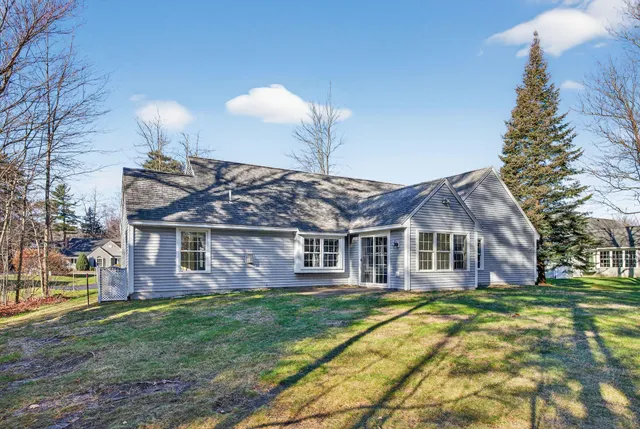 $750,000 | 9 Coralburst Lane, Scarborough, ME 04074