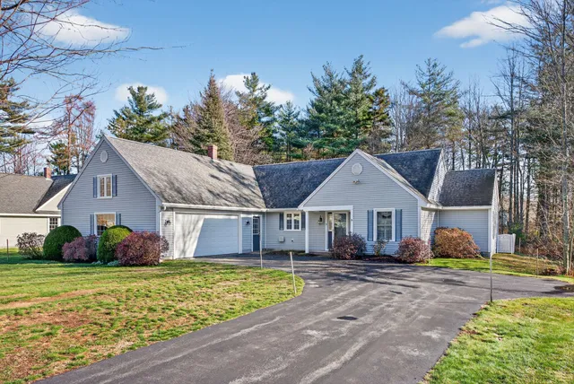 $750,000 | 9 Coralburst Lane, Scarborough, ME 04074