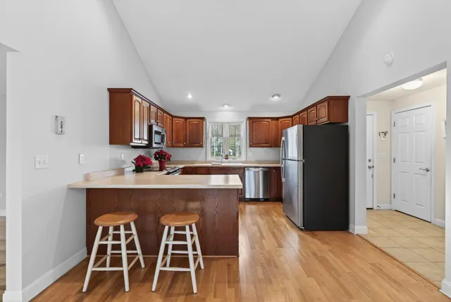 $750,000 | 9 Coralburst Lane, Scarborough, ME 04074