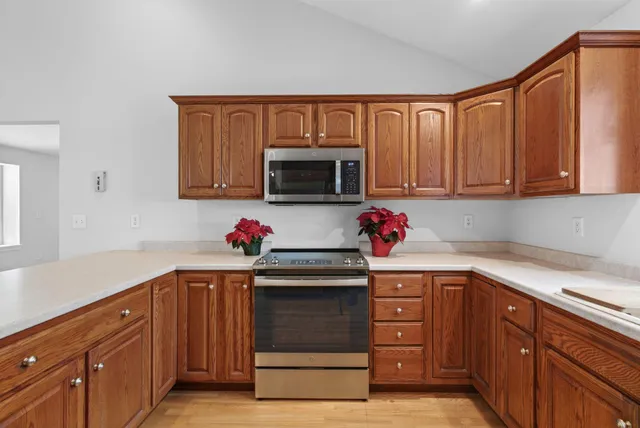 $750,000 | 9 Coralburst Lane, Scarborough, ME 04074