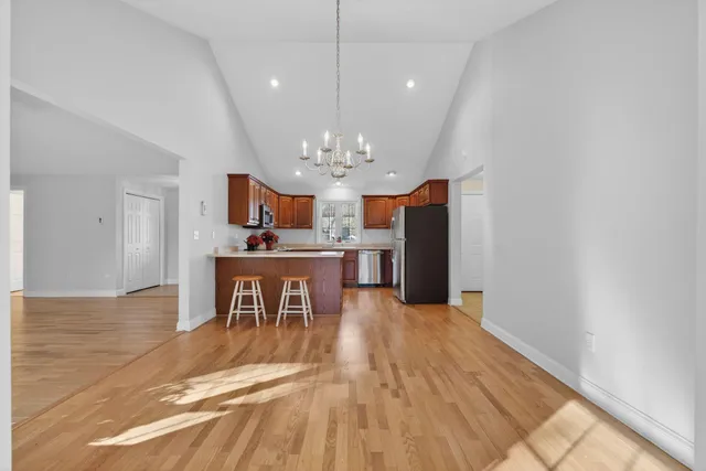 $750,000 | 9 Coralburst Lane, Scarborough, ME 04074