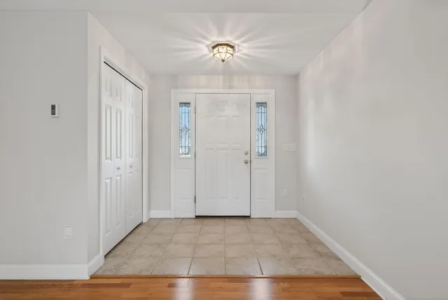 $750,000 | 9 Coralburst Lane, Scarborough, ME 04074