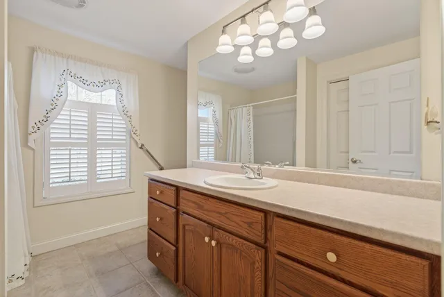 $750,000 | 9 Coralburst Lane, Scarborough, ME 04074