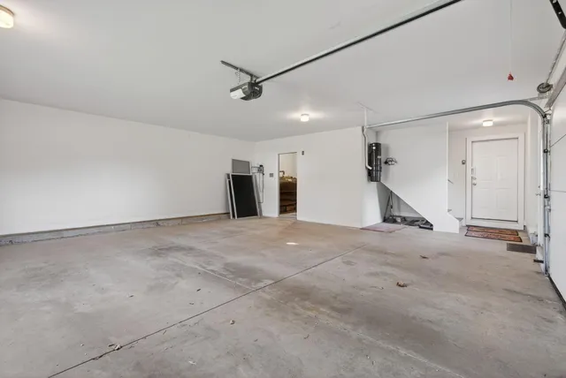 $750,000 | 9 Coralburst Lane, Scarborough, ME 04074