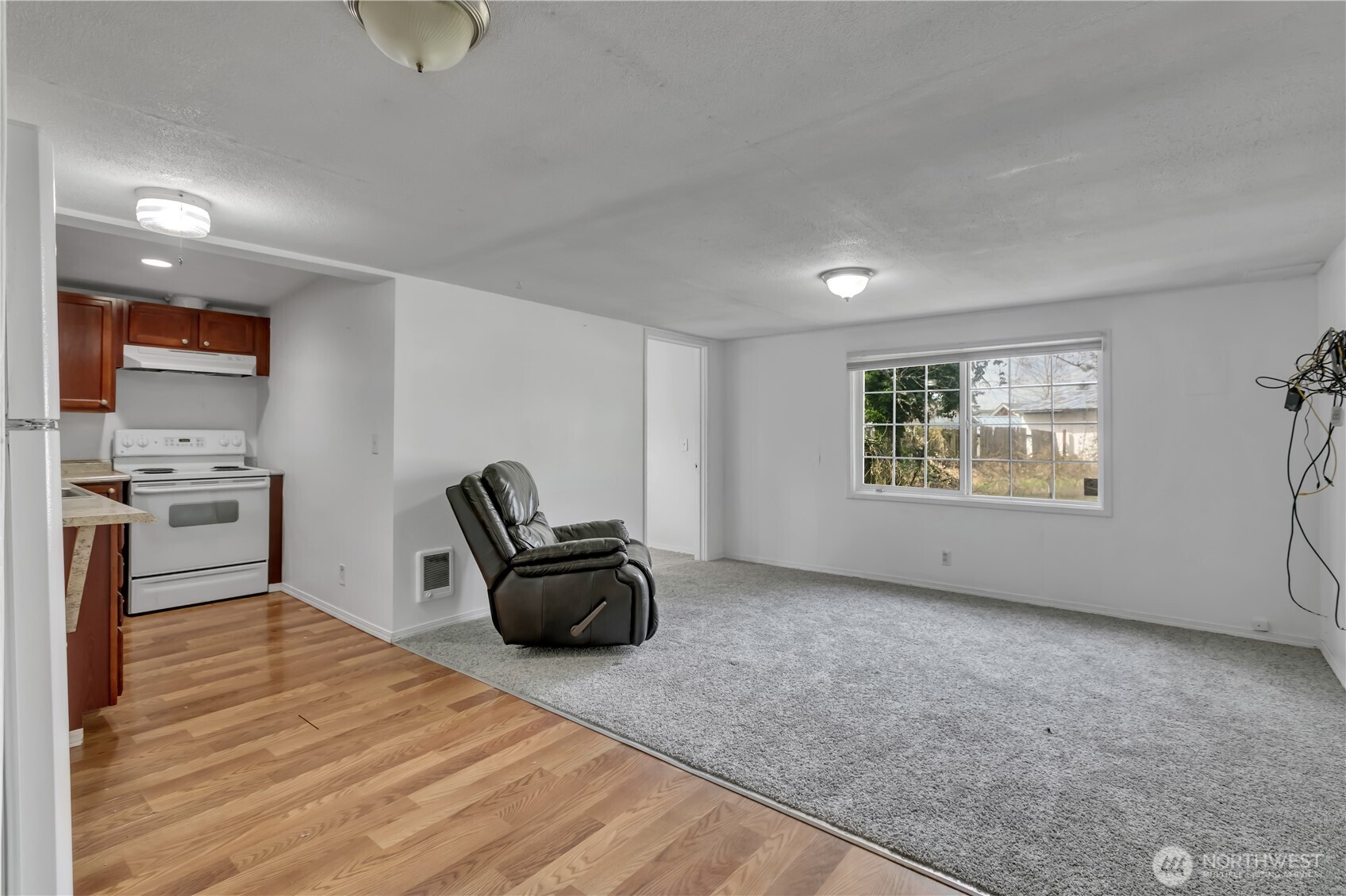 24809 Southeast 235th Street Maple Valley, WA 98038 - Photo 28 of 35