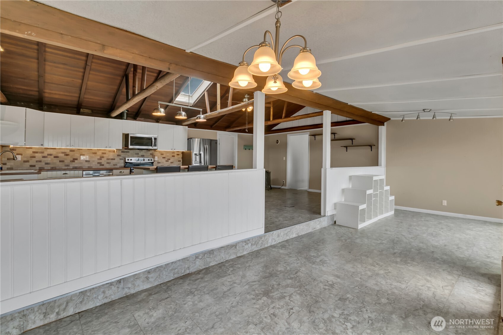 24809 Southeast 235th Street Maple Valley, WA 98038 - Photo 10 of 35