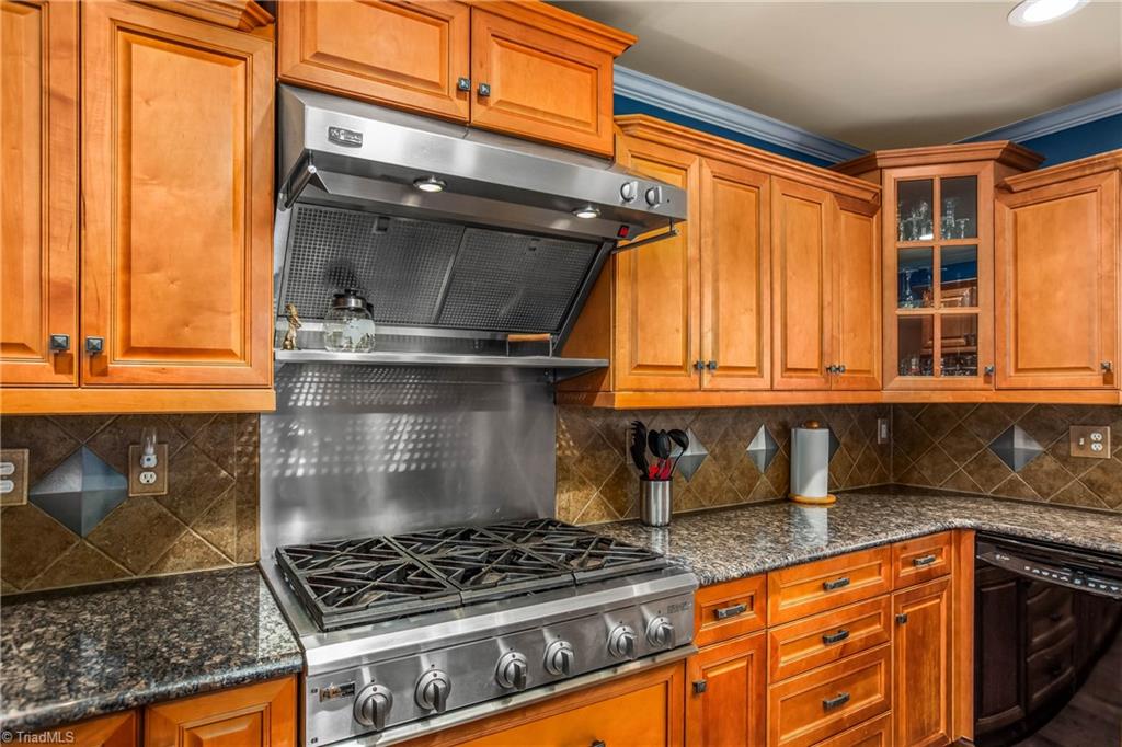 3275 Nottingham Road Winston-Salem, NC 27104 - Photo 13 of 50 Gallery Image 13