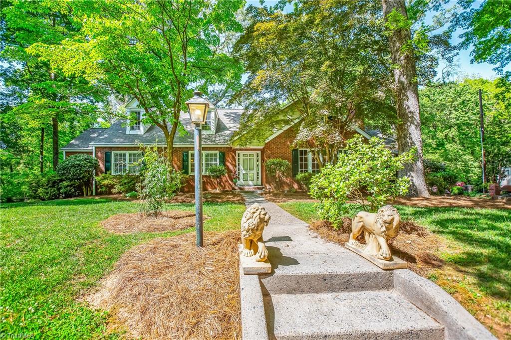 3275 Nottingham Road Winston-Salem, NC 27104 - Photo 4 of 50 Gallery Image 4